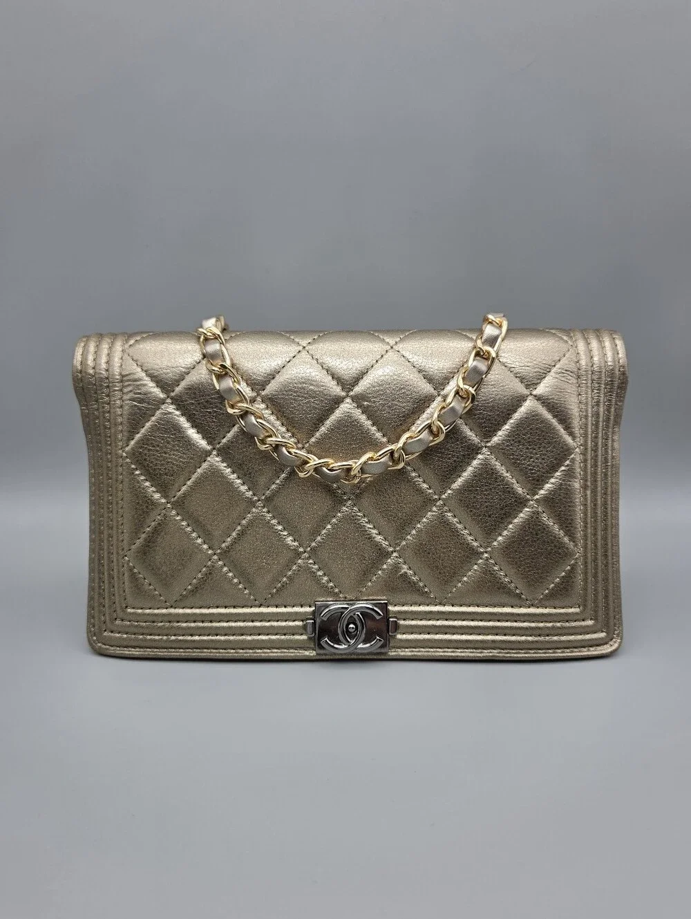 💛CHANEL Yen Gold Leather Wallet/Clutch💛